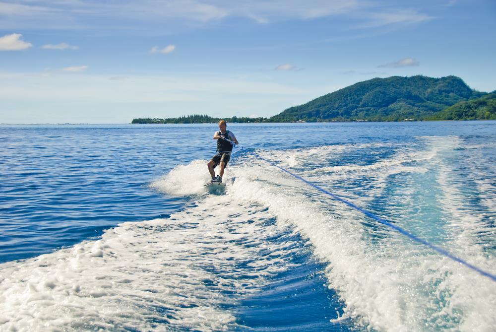 Water ski in Polinezia Franceza