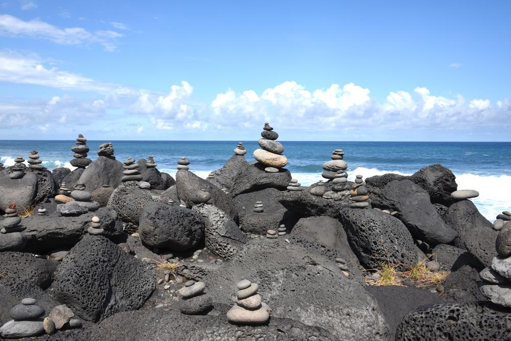 Plaja cu pietre