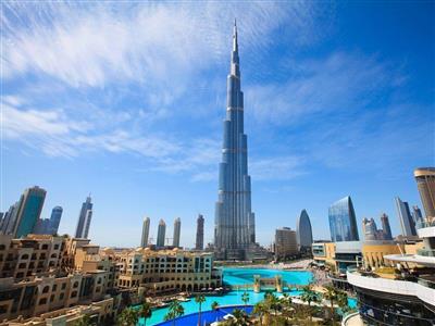 In varful orasului Dubai – Tur al zgarie-norului Burj Khalifa 