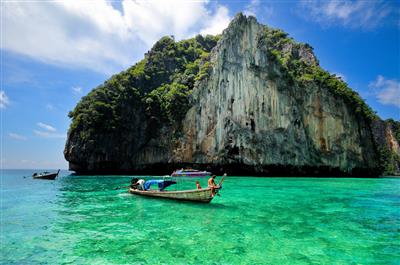 Tur Phi Phi Island si Bamboo Island cu barca de viteza