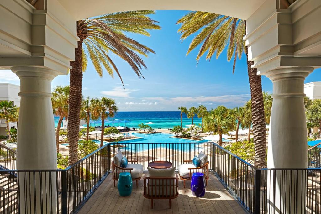 Curacao Marriott Beach Resort - Great Room Balcony