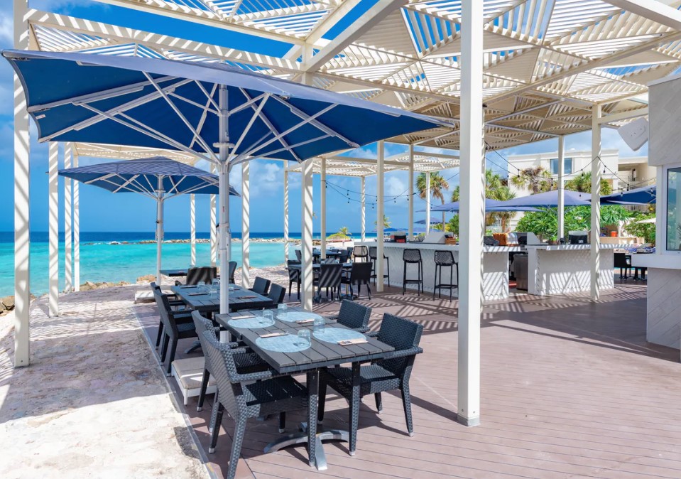 Curacao Marriott Beach Resort - Salty Iguana 