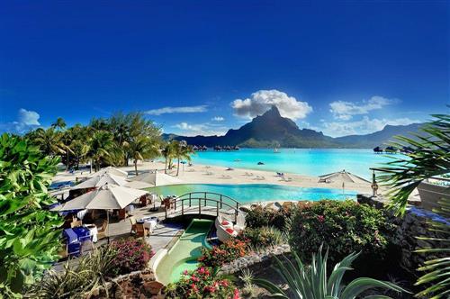 Le Meridien Bora Bora & Tahiti Pearl Beach Resort