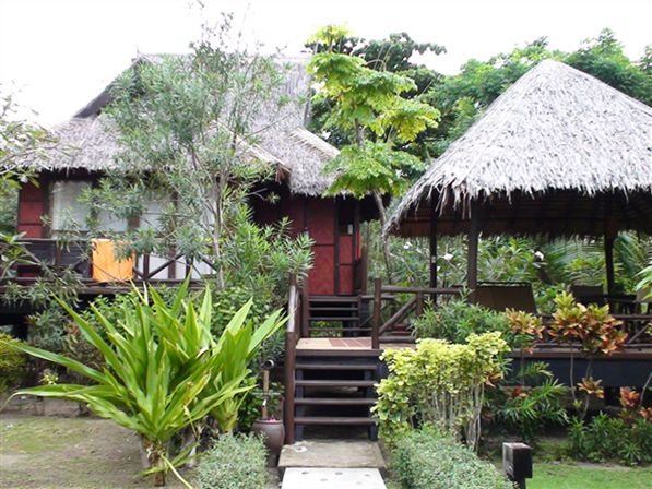 Hotel Phi Phi Island Village